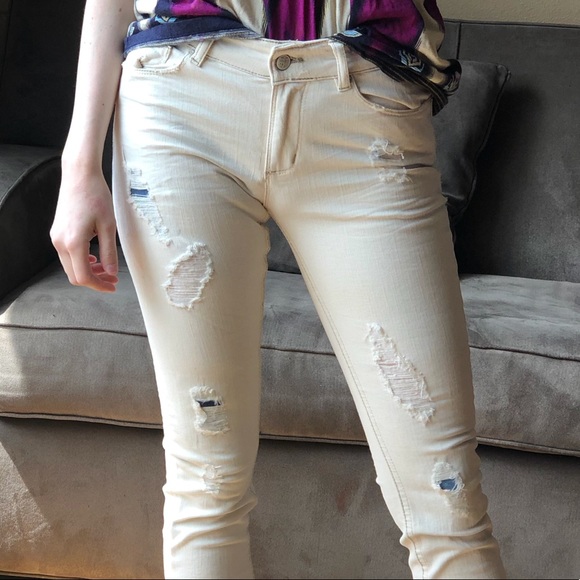 Zara Light distressed jeans - Picture 2 of 4